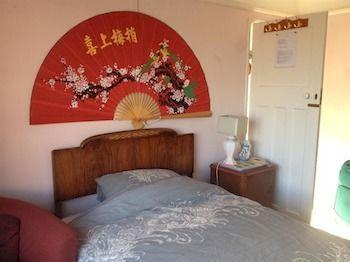 Colchester City Cottage Экстерьер фото